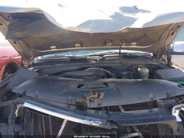 44836419 :رقم المزاد ، 1GTGC24U8YE128435 vin ، 2000 Gmc Sierra 2500 Sle مزاد بيع