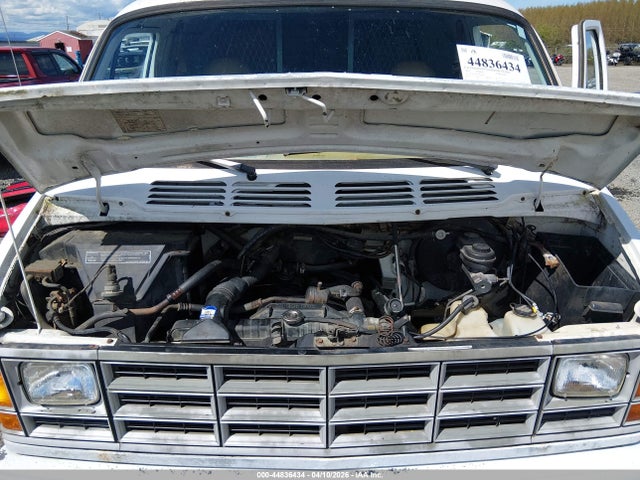 44836434 :رقم المزاد ، 2B7JB31Z2KK386760 vin ، 1989 Dodge Ram Van B350 مزاد بيع