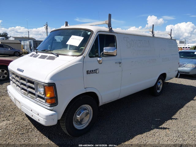 44836434 :رقم المزاد ، 2B7JB31Z2KK386760 vin ، 1989 Dodge Ram Van B350 مزاد بيع