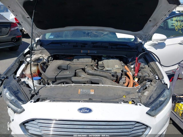Ford Fusion Energi Titanium 2016 3FA6P0SU7GR320812 Image 10