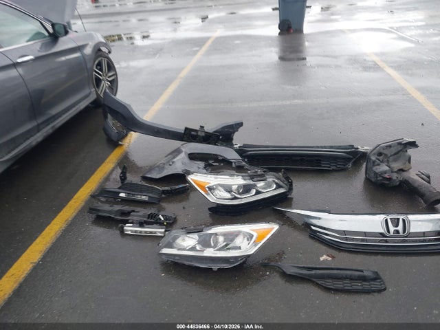 1HGCR2F13HA084787 Honda Accord Sport Se