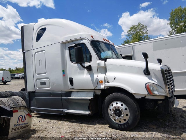 Продажа на аукционе авто 2019 Freightliner Cascadia 125, vin: 3AKJGLDR8KDKM2399, номер лота: 44836471
