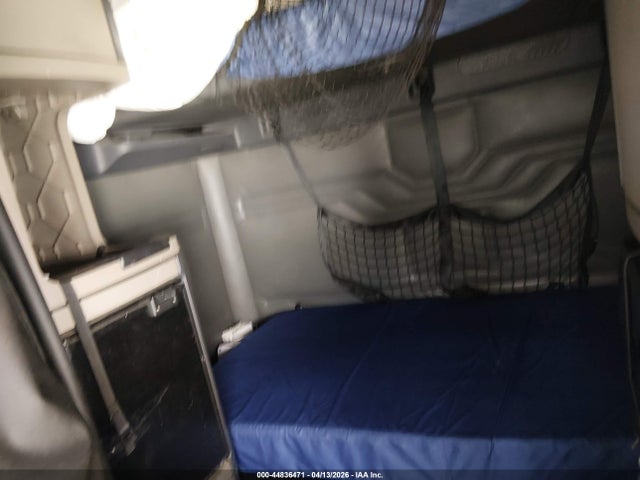 Продажа на аукционе авто 2019 Freightliner Cascadia 125, vin: 3AKJGLDR8KDKM2399, номер лота: 44836471