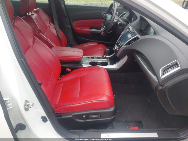 Продаж на аукціоні авто 2020 Acura Tlx A-spec/a-spec W/red Leather, vin: 19UUB1F63LA000555, номер лоту: 44836497