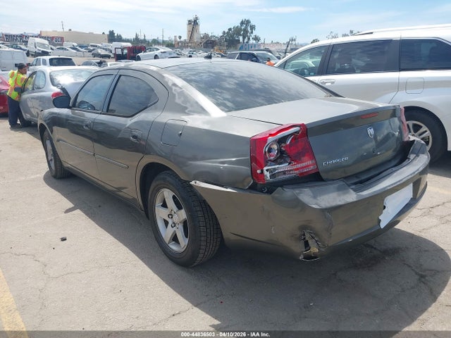 2008 DODGE CHARGER 2B3KA43R88H268617 Photo 2