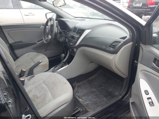 2016 Hyundai Accent Se მანქანა იყიდება აუქციონზე, vin: KMHCT4AE8GU083195, აუქციონის ნომერი: 44836518