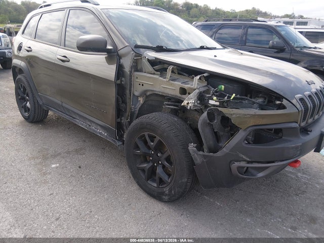Продаж на аукціоні авто 2015 Jeep Cherokee Trailhawk, vin: 1C4PJMBS4FW576262, номер лоту: 44836538