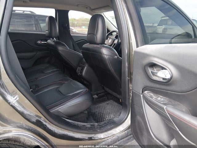 Продаж на аукціоні авто 2015 Jeep Cherokee Trailhawk, vin: 1C4PJMBS4FW576262, номер лоту: 44836538