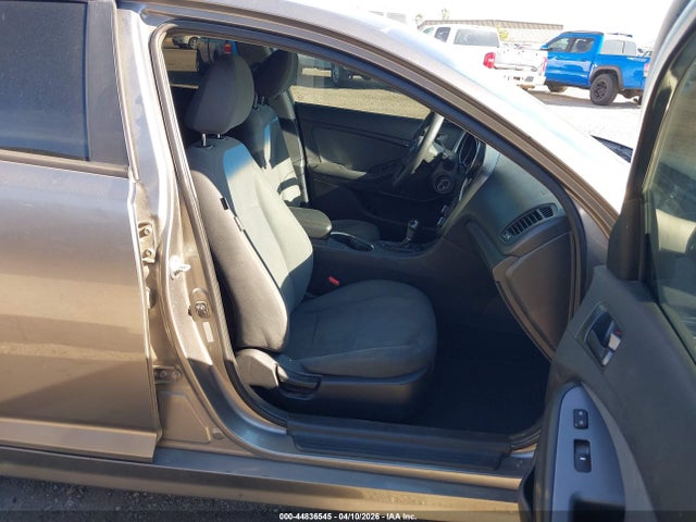 5XXGM4A74FG519341 KIA Optima Lx