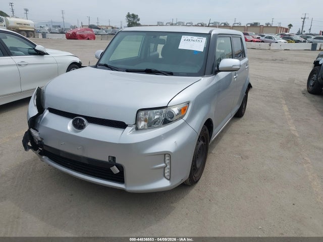 Scion XB 2014 JTLZE4FE7EJ049267 Image 2