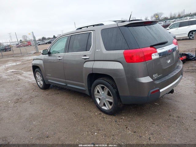 2010 GMC TERRAIN 2CTFLJEW7A6407945 Photo 2