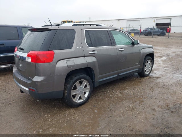 2010 GMC TERRAIN 2CTFLJEW7A6407945 Photo 3