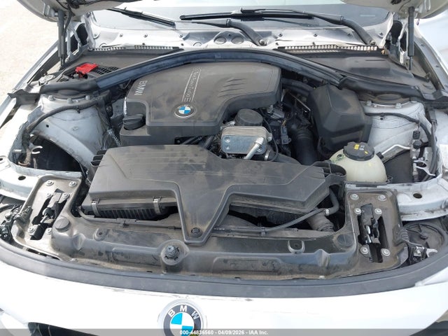 2016 Bmw 320i მანქანა იყიდება აუქციონზე, vin: WBA8E1G5XGNT33554, აუქციონის ნომერი: 44836560