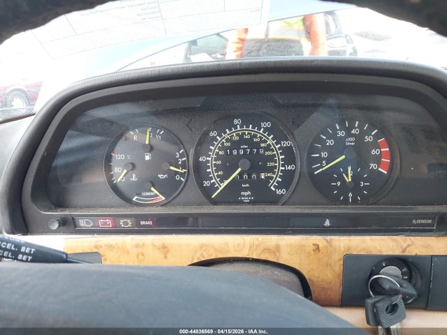 1983 MERCEDES-BENZ 380 WDBCA33A6DB048031 Photo 6