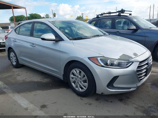 2017 HYUNDAI ELANTRA 5NPD74LF1HH189003
