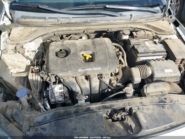 2017 HYUNDAI ELANTRA 5NPD74LF1HH189003 Photo 9