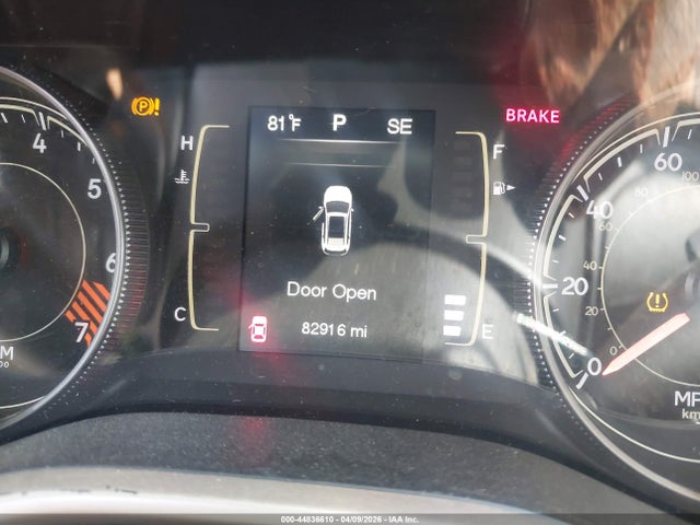 2014 Jeep Cherokee Latitude მანქანა იყიდება აუქციონზე, vin: 1C4PJLCB4EW323482, აუქციონის ნომერი: 44836610