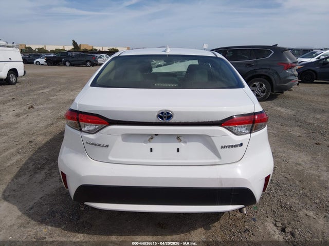 Toyota Corolla Hybrid Le 2022 JTDEAMDE5N3013400 Image 14