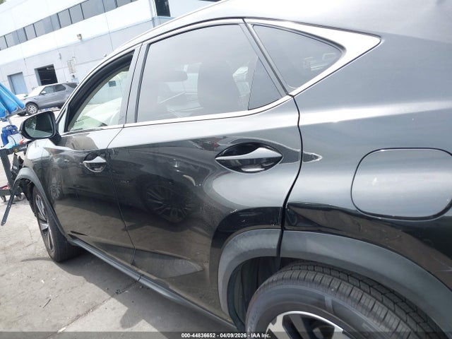 JTJYARBZ1K2117588 Lexus NX 300