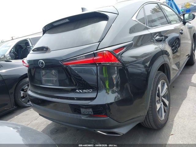 JTJYARBZ1K2117588 Lexus NX 300