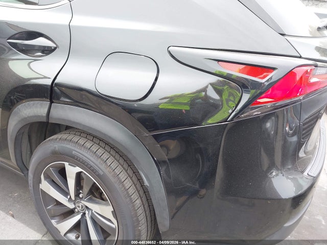 JTJYARBZ1K2117588 Lexus NX 300
