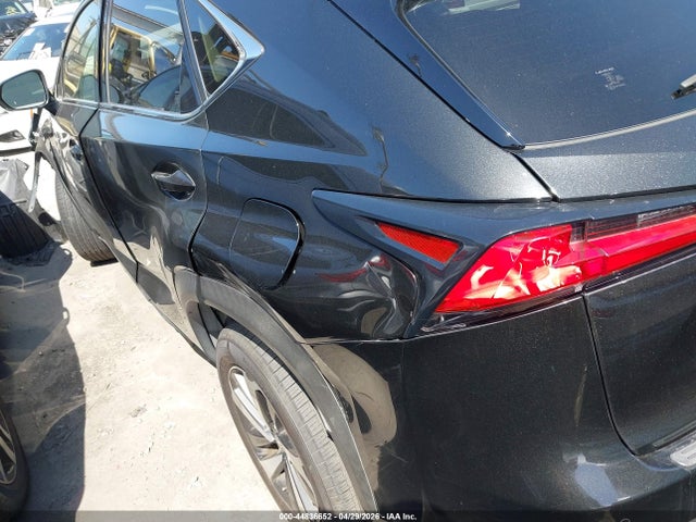 JTJYARBZ1K2117588 Lexus NX 300