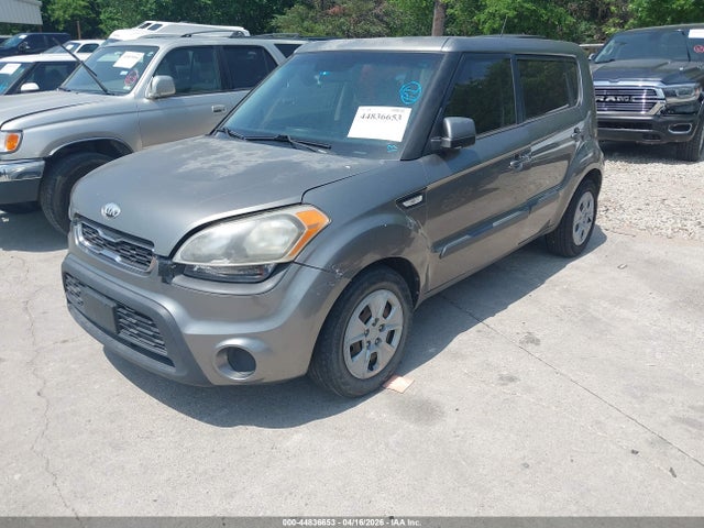 44836653 :رقم المزاد ، KNDJT2A5XD7568688 vin ، 2013 Kia Soul مزاد بيع