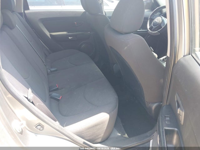 44836653 :رقم المزاد ، KNDJT2A5XD7568688 vin ، 2013 Kia Soul مزاد بيع