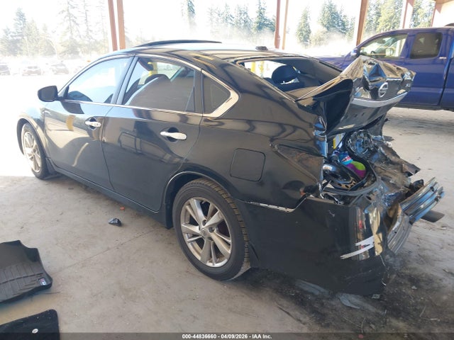 2015 NISSAN ALTIMA 1N4AL3AP2FN301685 Photo 2