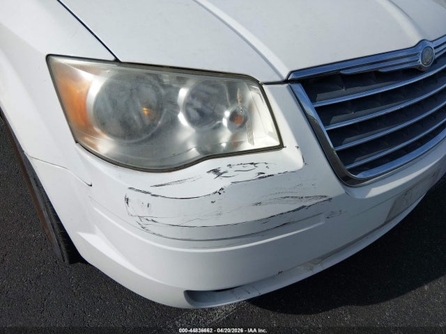 Продажа на аукционе авто 2010 Chrysler Town & Country Touring, vin: 2A4RR5D19AR212801, номер лота: 44836662