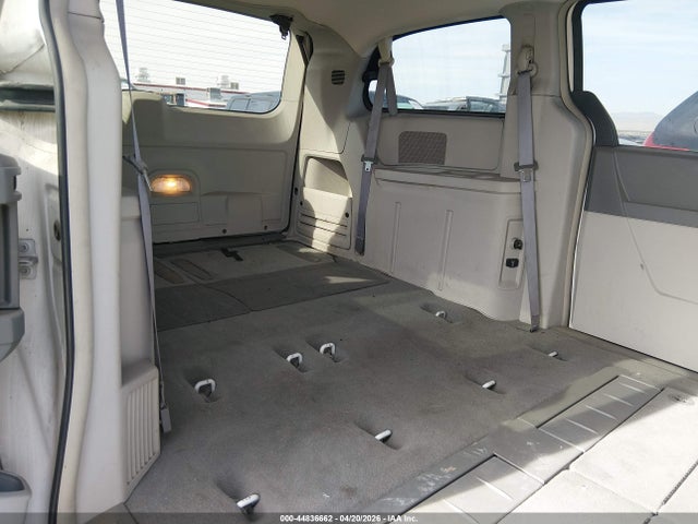 Продажа на аукционе авто 2010 Chrysler Town & Country Touring, vin: 2A4RR5D19AR212801, номер лота: 44836662