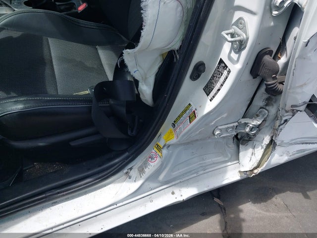 5YFBURHEXGP388713 Toyota Corolla S Plus