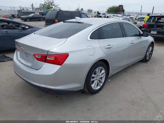 2016 CHEVROLET MALIBU 1G1ZE5ST5GF324316 Photo 3
