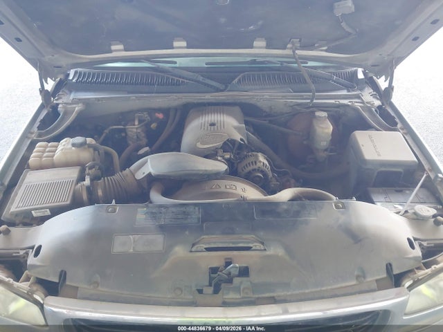 44836679 :رقم المزاد ، 1GTEC19T72E246615 vin ، 2002 Gmc Sierra 1500 Sle مزاد بيع