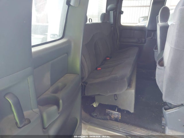 44836679 :رقم المزاد ، 1GTEC19T72E246615 vin ، 2002 Gmc Sierra 1500 Sle مزاد بيع