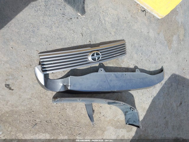 2004 Scion Xb მანქანა იყიდება აუქციონზე, vin: JTLKT324640166034, აუქციონის ნომერი: 44836690