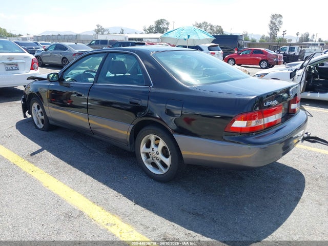 44836718 :رقم المزاد ، JT8BF28G610338023 vin ، 2001 Lexus Es 300 مزاد بيع