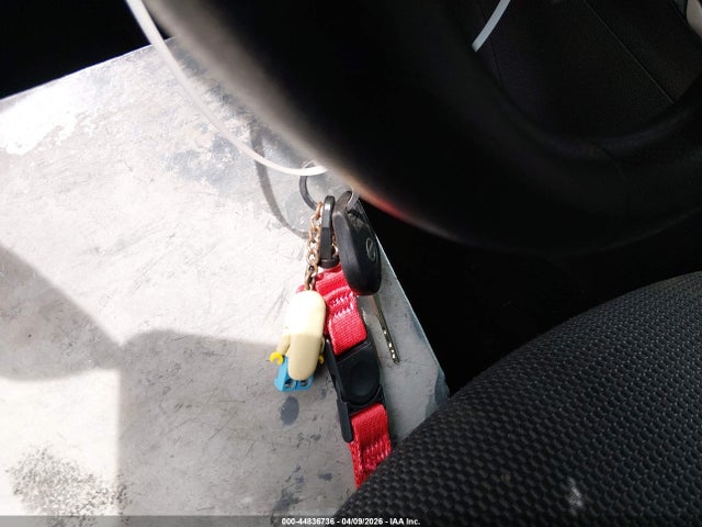 3N1AB7AP3KY443192 Nissan SENTRA S