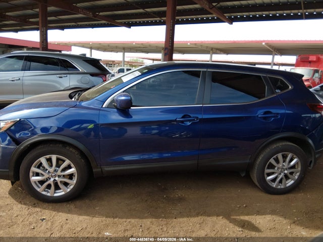 JN1BJ1AVXMW301449 Nissan Rogue Sport S Fwd Xtronic Cvt