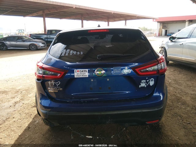 JN1BJ1AVXMW301449 Nissan Rogue Sport S Fwd Xtronic Cvt