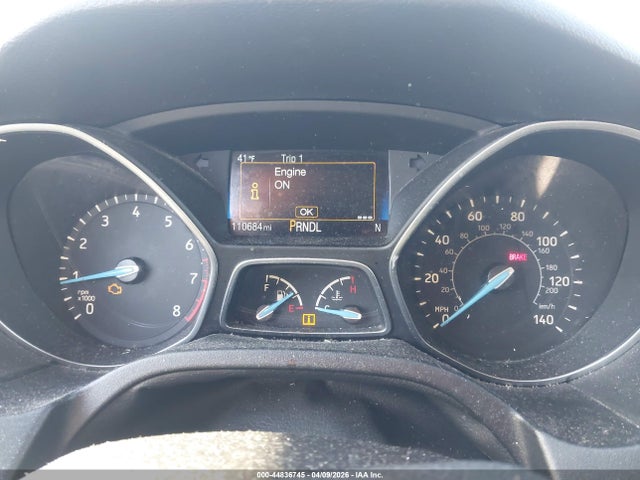 44836745 :رقم المزاد ، 1FADP3F2XFL206592 vin ، 2015 Ford Focus Se مزاد بيع