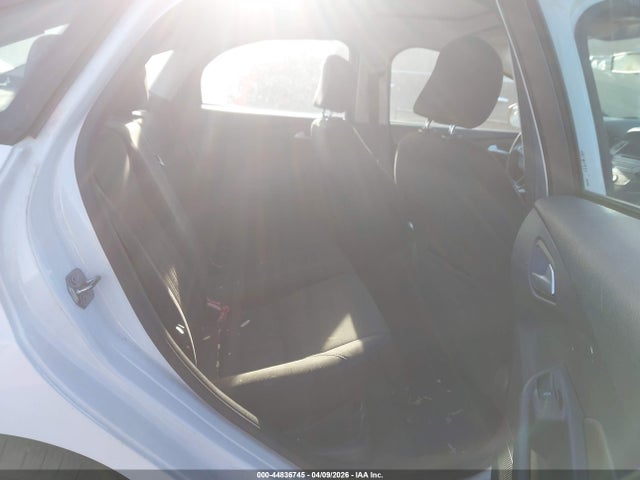 44836745 :رقم المزاد ، 1FADP3F2XFL206592 vin ، 2015 Ford Focus Se مزاد بيع