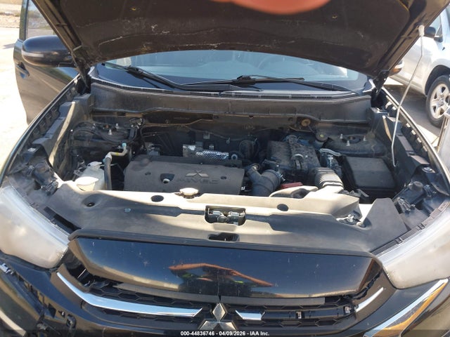 2018 MITSUBISHI OUTLANDER SPORT JA4AP3AU7JZ001849 Photo 9