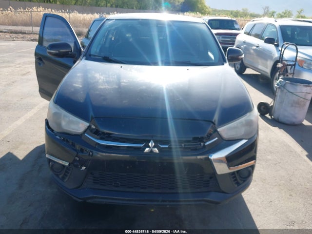 JA4AP3AU7JZ001849 Mitsubishi Outlander Sport 2.0 Es