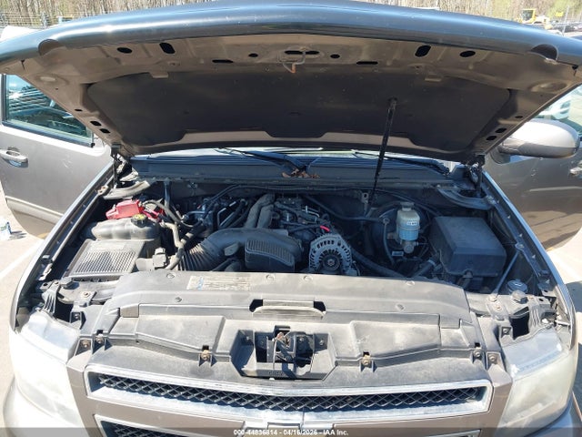 Продаж на аукціоні авто 2011 Chevrolet Tahoe Ls, vin: 1GNSKAE08BR206299, номер лоту: 44836814