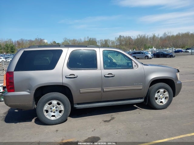 Продаж на аукціоні авто 2011 Chevrolet Tahoe Ls, vin: 1GNSKAE08BR206299, номер лоту: 44836814
