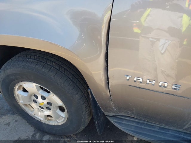 Продаж на аукціоні авто 2011 Chevrolet Tahoe Ls, vin: 1GNSKAE08BR206299, номер лоту: 44836814