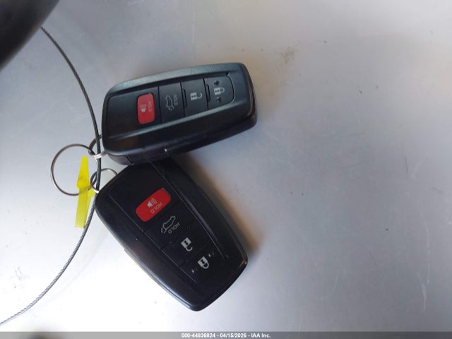 5TDBZRBH0NS163175 Toyota Highlander Le