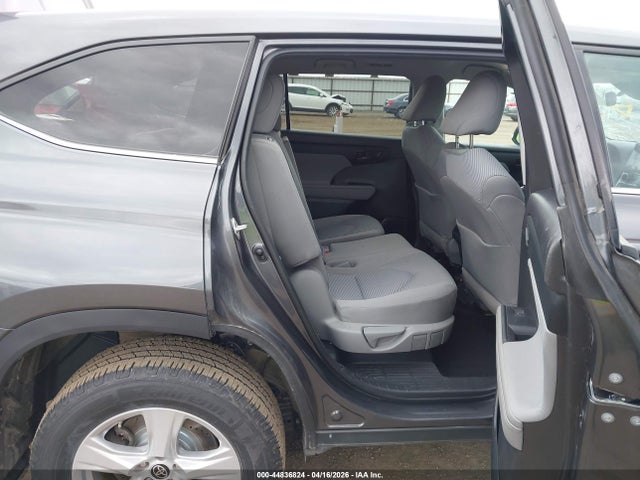 5TDBZRBH0NS163175 Toyota Highlander Le