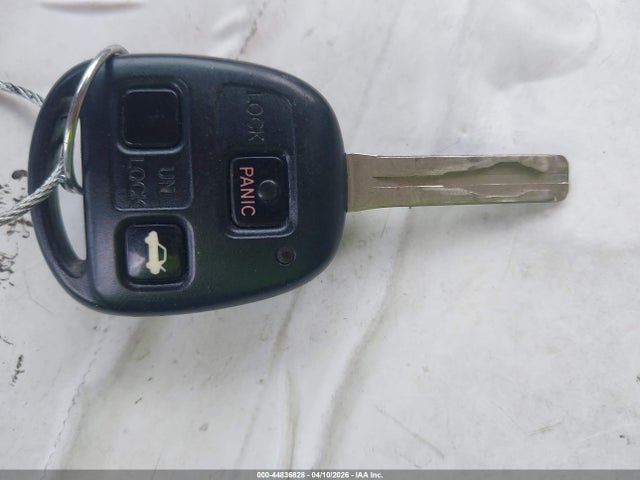 44836828 :رقم المزاد ، JTHBA30G745046582 vin ، 2004 Lexus Es 330 مزاد بيع